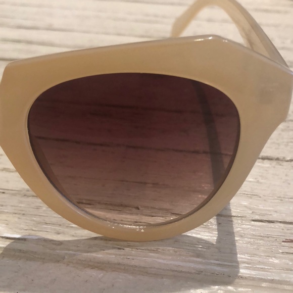 Tan zeroUV Sunglasses - Picture 2 of 5